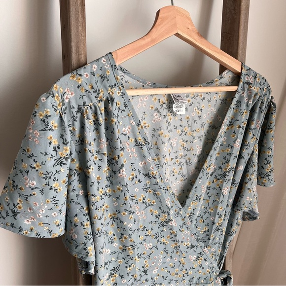 Simons Floral Wrap Dress - Baby blue - Picture 2 of 7